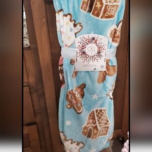 Rare Gingerbread Cookie Blanket-NWT